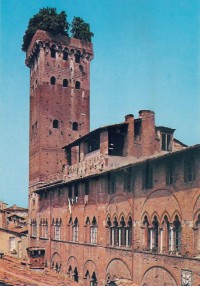 der Guinigi Palast in Lucca